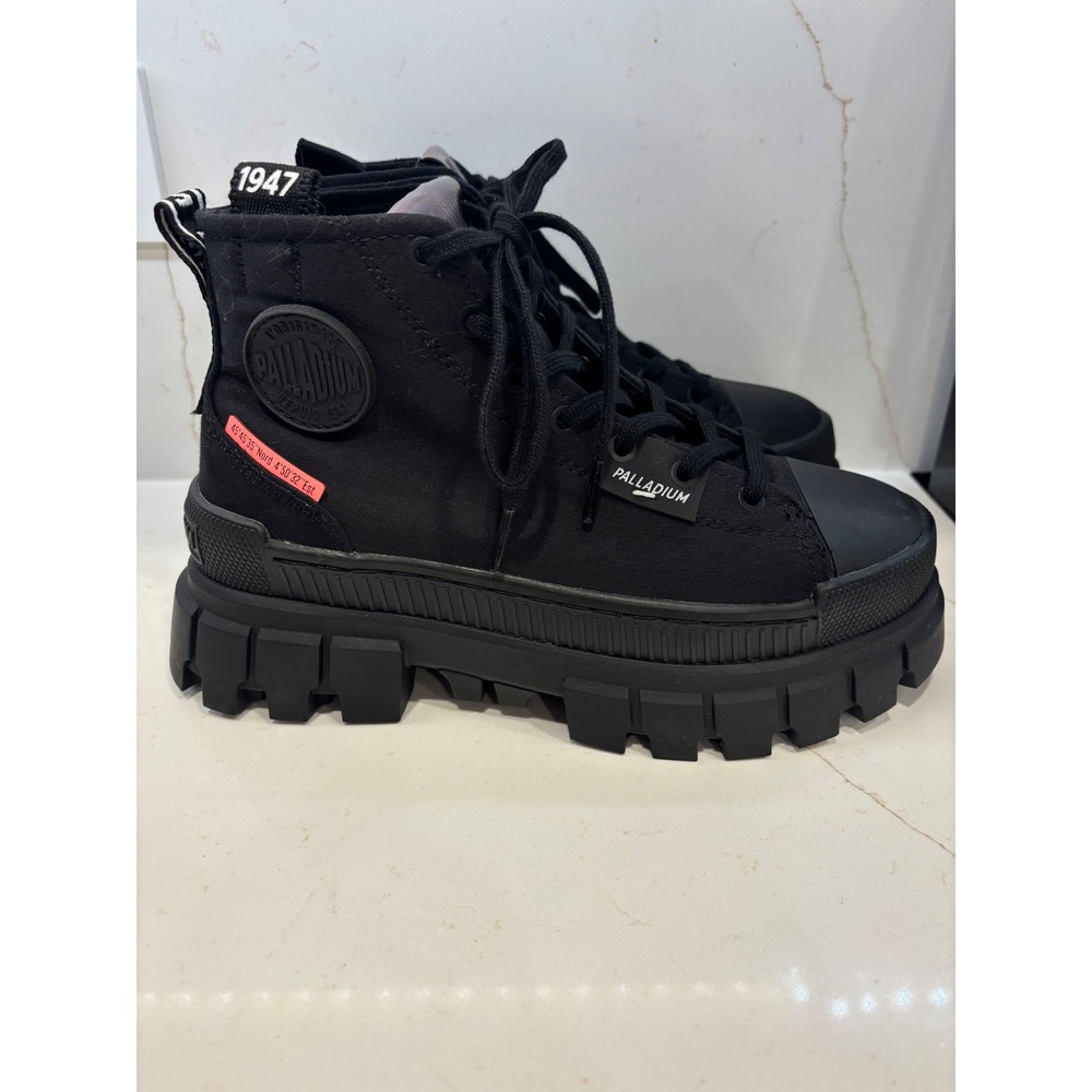Palladium Size 6 Revolt Hi TX Boots Womens Black Platform Lug Sole 97242-010-M